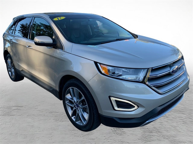 Used 2017 Ford Edge Titanium w/ Equipment Group 301A AWD/4WD image 9