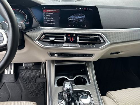 Used 2019 BMW X5 xDrive50i w/ M Sport Package AWD/4WD image 25