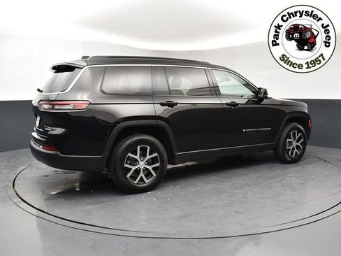 Used 2025 Jeep Grand Cherokee L Limited w/ Luxury Tech Group II AWD/4WD image 6