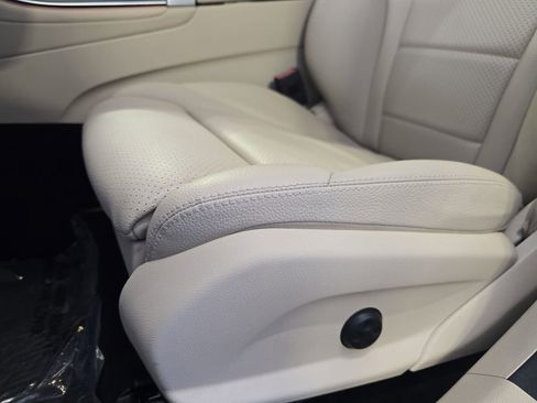 Certified 2022 Mercedes-Benz GLC 300 image 31