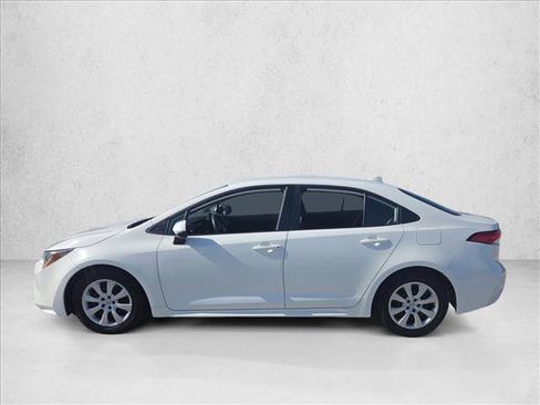 Used 2024 Toyota Corolla LE FWD image 9