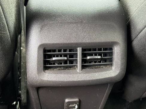 Used 2024 Chevrolet Equinox LT AWD/4WD image 20