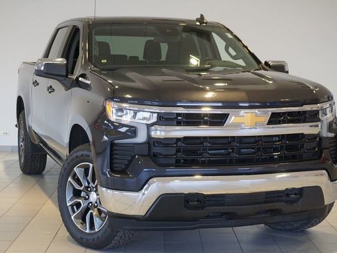 Certified 2024 Chevrolet Silverado 1500 LT image 4