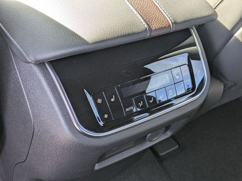 New 2026 Nissan Armada Platinum Reserve image 28