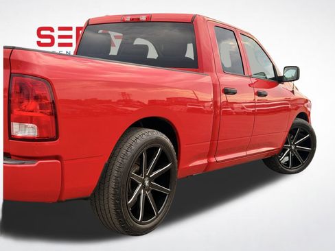 Used 2014 RAM 1500 Express RWD image 14