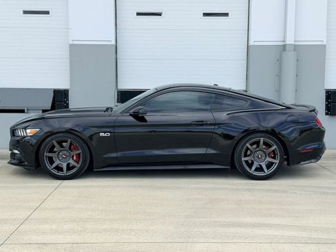 Used 2015 Ford Mustang GT Premium RWD image 2