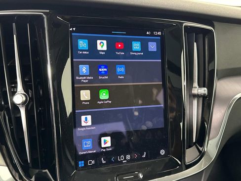 Used 2024 Volvo S60 B5 Core image 8