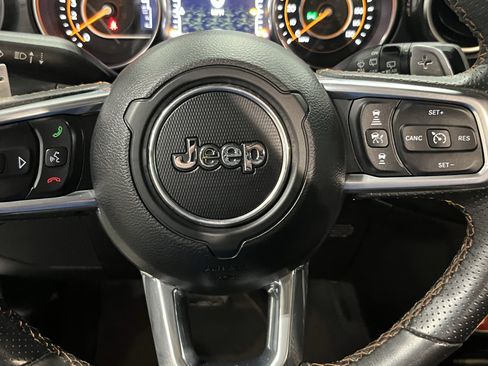 Used 2023 Jeep Wrangler Unlimited Rubicon 392 image 20