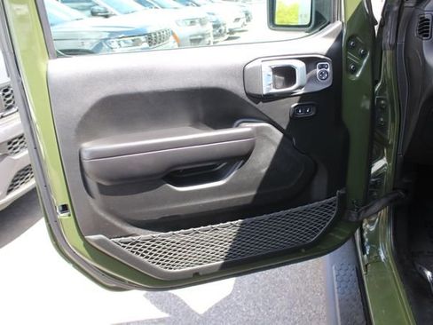 Used 2021 Jeep Wrangler Unlimited Sport AWD/4WD image 17