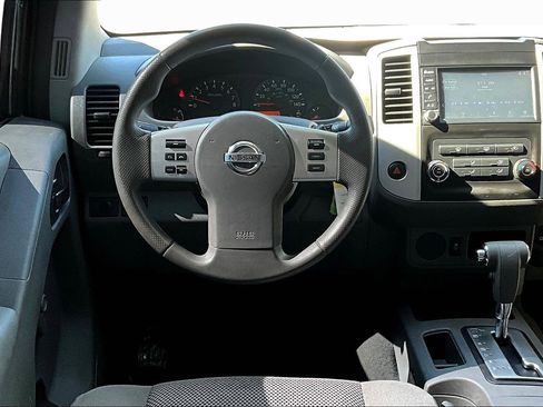 Used 2019 Nissan Frontier S image 5