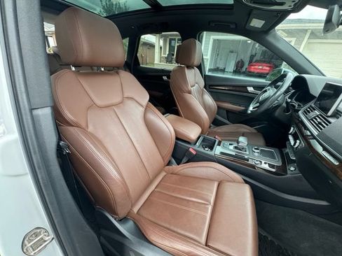 Used 2018 Audi Q5 2.0T Premium Plus w/ Premium Plus Package AWD/4WD image 7