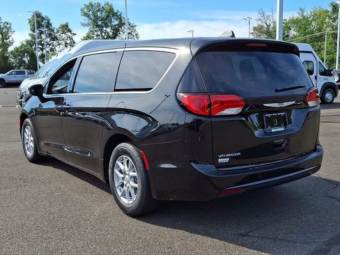 New 2026 Chrysler Voyager LX FWD image 7