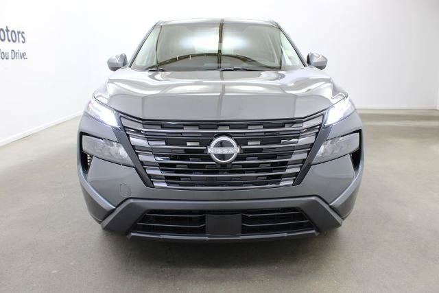 Certified 2026 Nissan Rogue SV FWD image 7