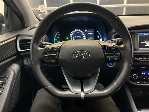 Used 2019 Hyundai Ioniq Limited image 17