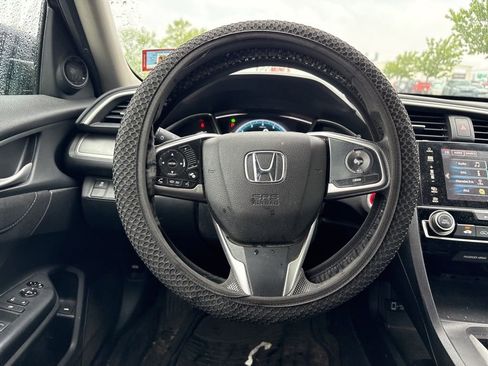 Used 2016 Honda Civic EX image 18