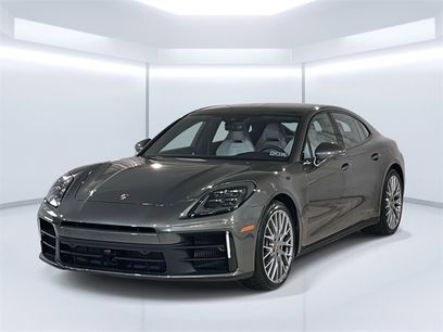 New 2025 Porsche Panamera 4