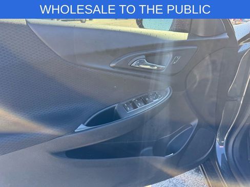 Used 2017 Chevrolet Malibu LS image 10