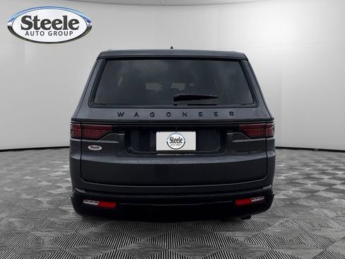 New 2025 Jeep Wagoneer Series II image 4