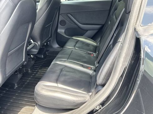 Used 2022 Tesla Model Y Performance AWD/4WD image 23