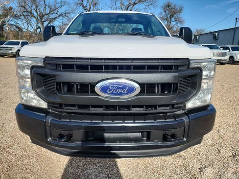 Used 2021 Ford F250 XL w/ Power Equipment Group image 2