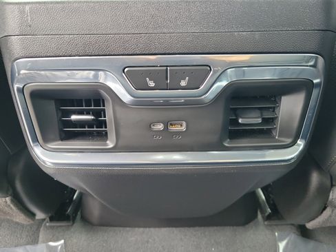 Used 2022 GMC Sierra 1500 Denali image 14