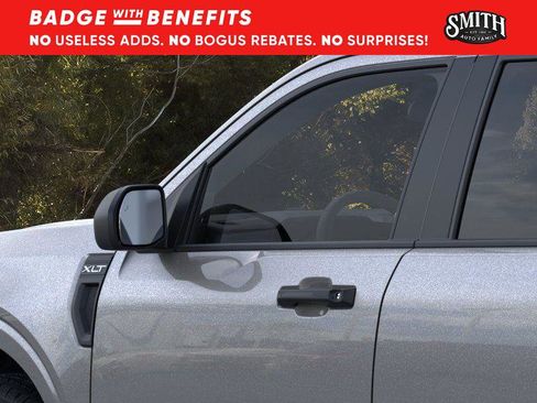 New 2025 Ford Maverick XLT image 22