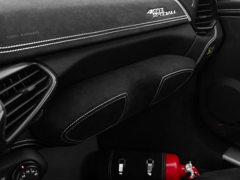 Used 2015 Ferrari 458 Speciale Coupe RWD image 46