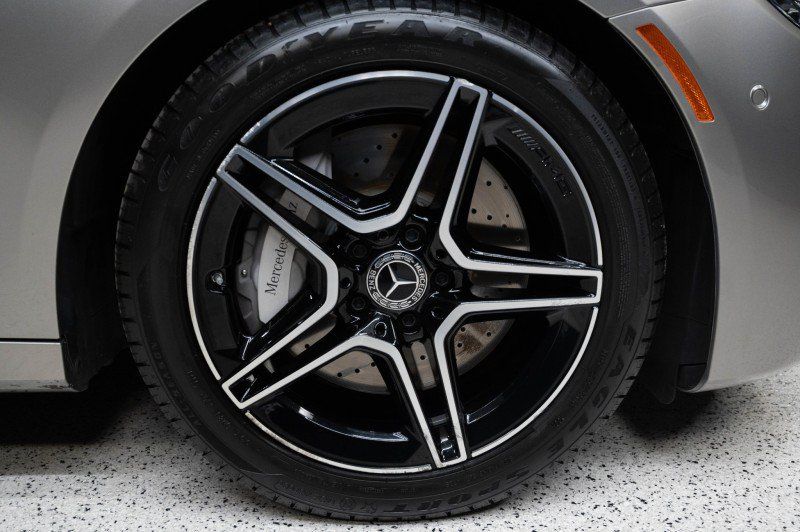 Used 2022 Mercedes-Benz E 350 Sedan image 10
