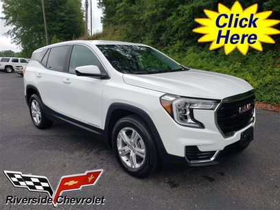Used 2024 GMC Terrain SLE