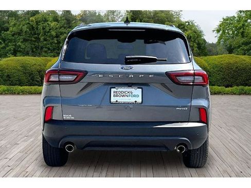 Certified 2025 Ford Escape ST-Line w/ Tech Pack #1 AWD/4WD image 5