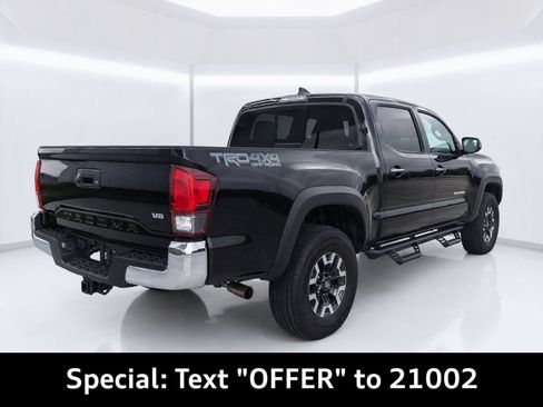 Used 2019 Toyota Tacoma TRD Off-Road AWD/4WD image 8