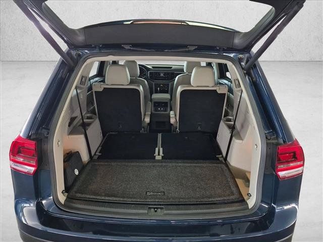 Used 2019 Volkswagen Atlas SE w/ Towing Package FWD image 6