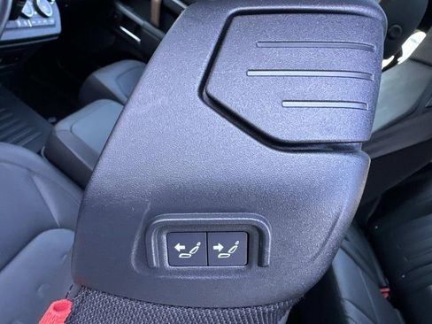 Certified 2023 Land Rover Defender 90 X AWD/4WD image 12