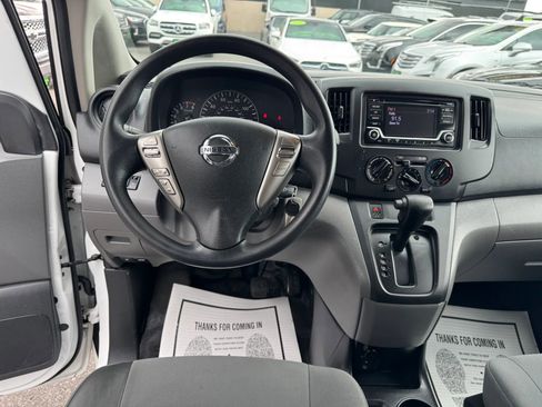 Used 2019 Nissan NV200 SV FWD image 16