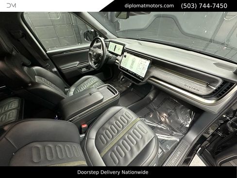 Used 2022 Rivian R1T Launch Edition image 18