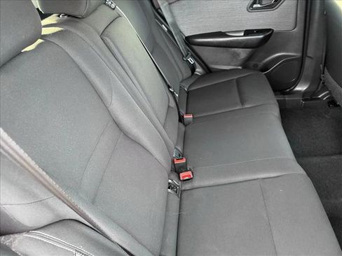 Used 2023 Nissan Rogue S image 18