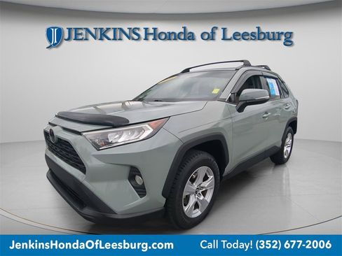 Used 2019 Toyota RAV4 XLE w/ Convenience Package image 1