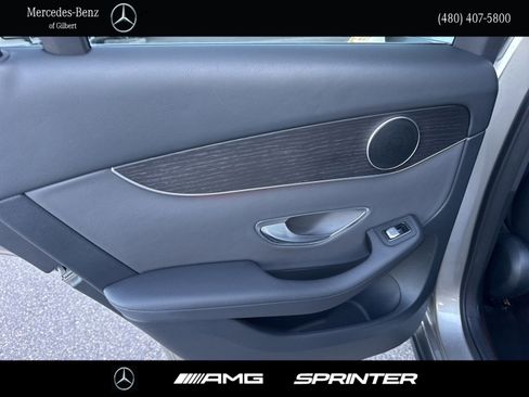 Used 2021 Mercedes-Benz GLC 300 w/ Premium Package image 20