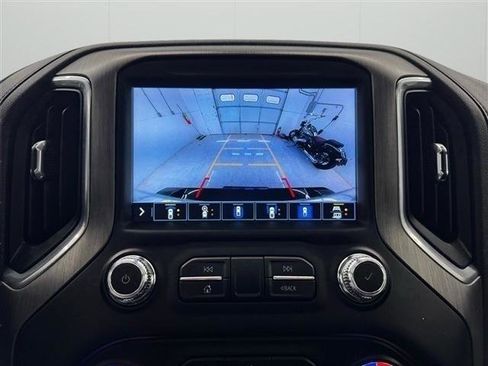 Used 2021 GMC Sierra 3500 Denali w/ Denali Ultimate Package AWD/4WD image 34