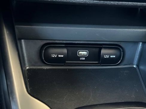 Used 2024 Kia Soul LX w/ Option Group 015 FWD image 34