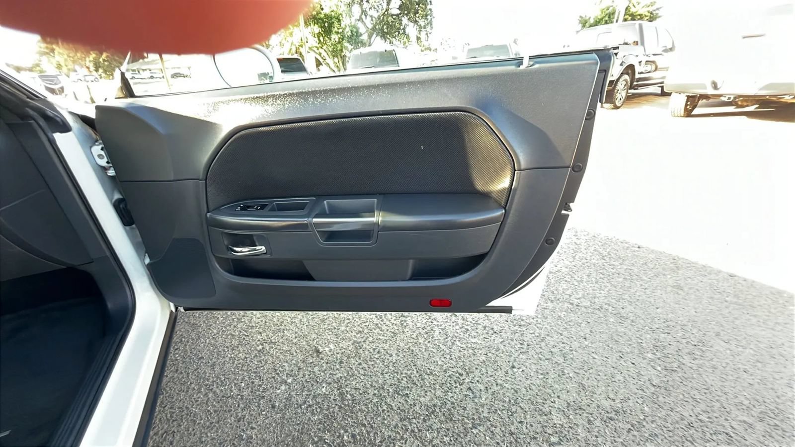 Used 2013 Dodge Challenger SXT RWD image 17
