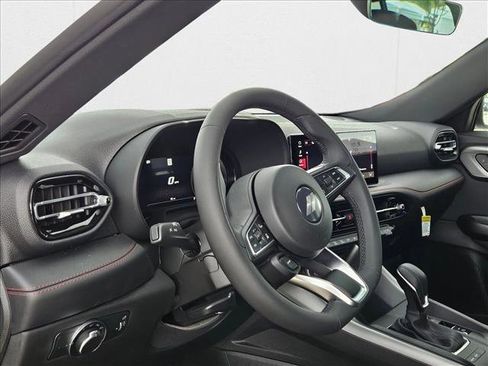 New 2025 Dodge Hornet GT w/ GT Blacktop Package image 3