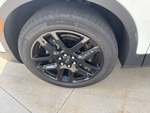 Used 2023 Chevrolet Blazer LT image 12