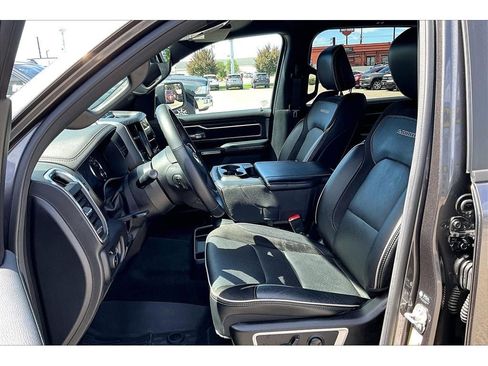 Used 2024 RAM 1500 Laramie w/ Off Road Group AWD/4WD image 27