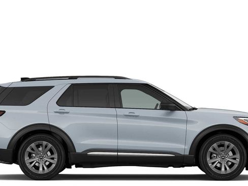 New 2026 Ford Explorer Active image 5