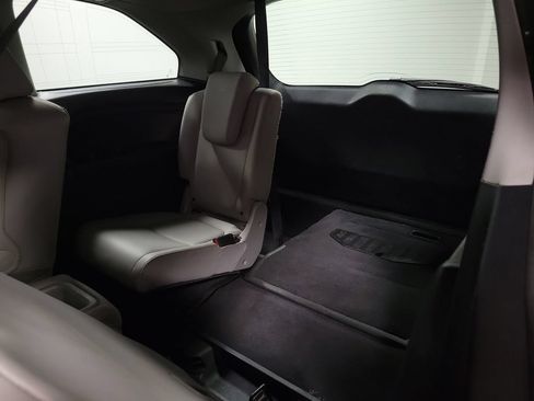 Used 2018 Honda Odyssey EX-L image 24