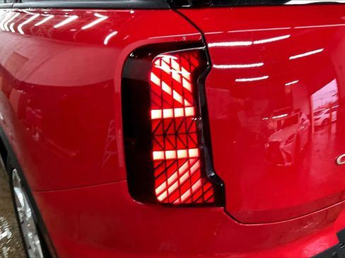 Certified 2025 MINI Cooper Countryman SE image 32