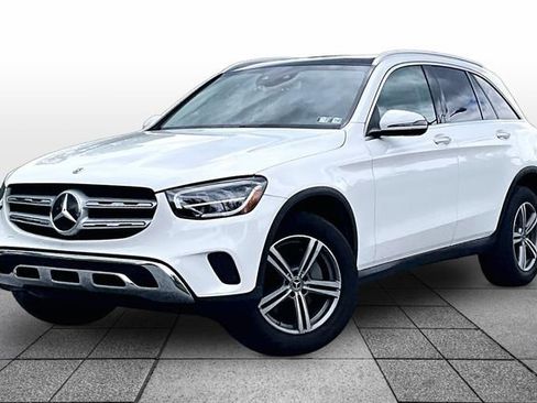 Certified 2020 Mercedes-Benz GLC 300 4MATIC image 2