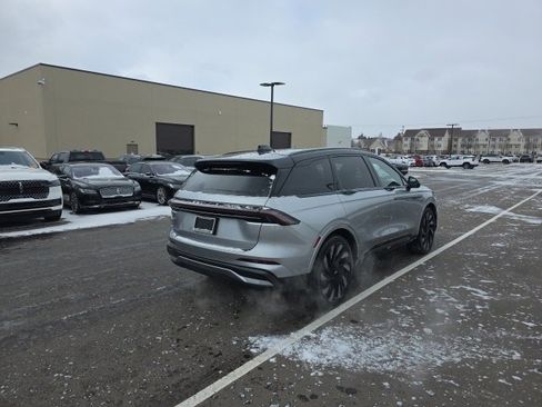 Certified 2024 Lincoln Nautilus Reserve w/ Equipment Group 203A image 7