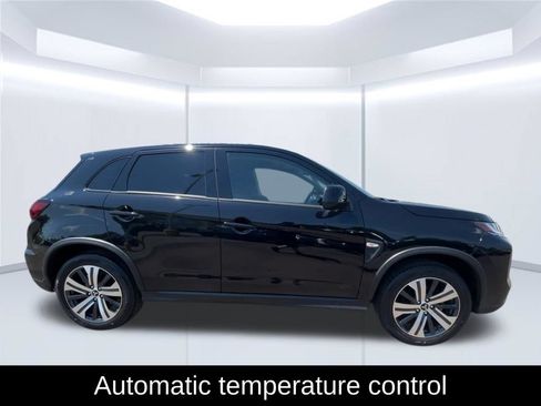 Used 2025 Mitsubishi Outlander Sport AWD image 11